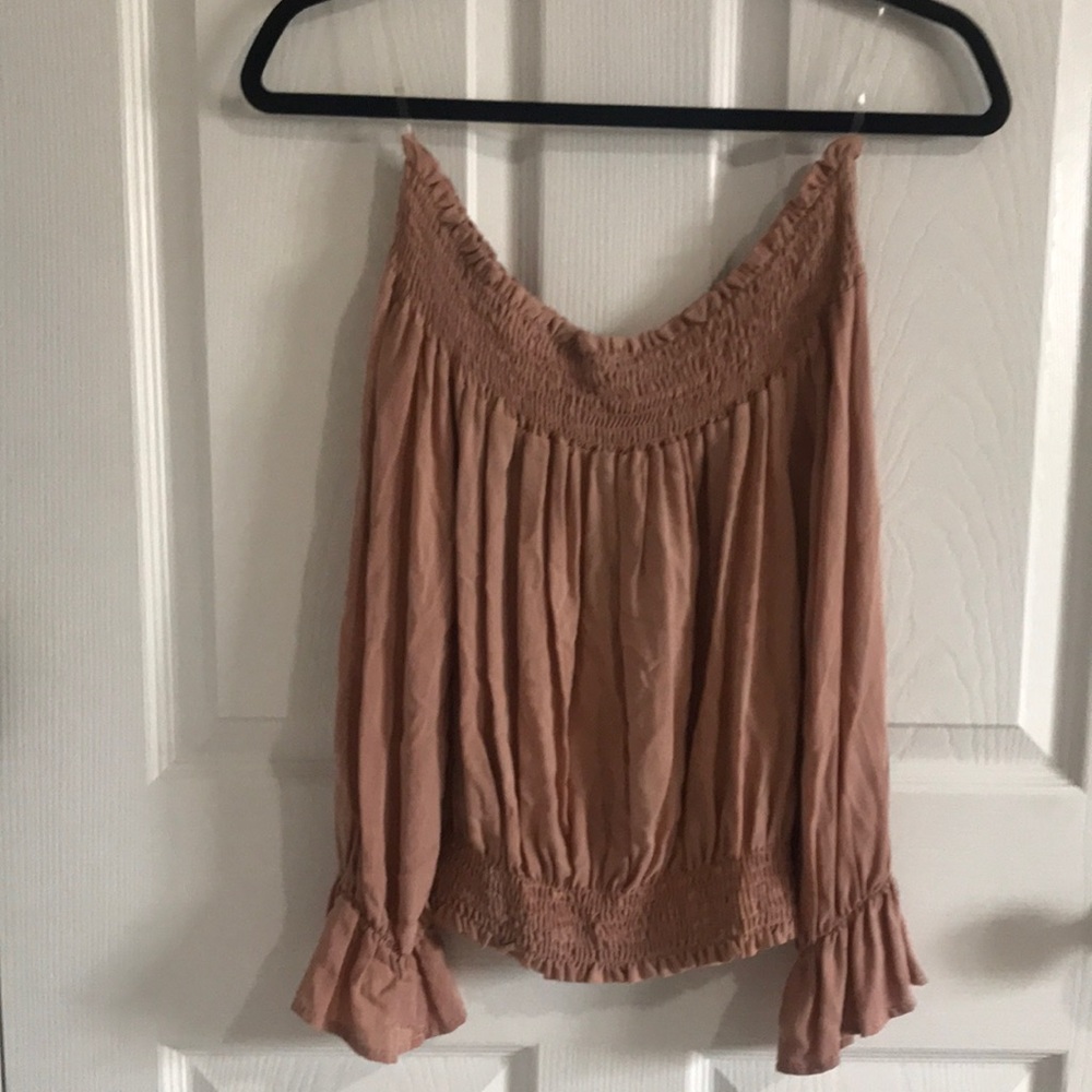 Hoity Toity off the shoulder blouse. Size small.